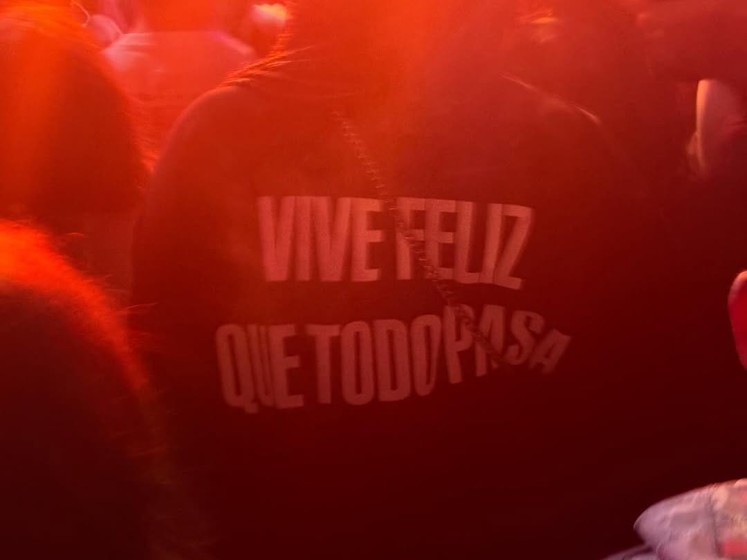 T-Shirt Regular VIVE FELIZ