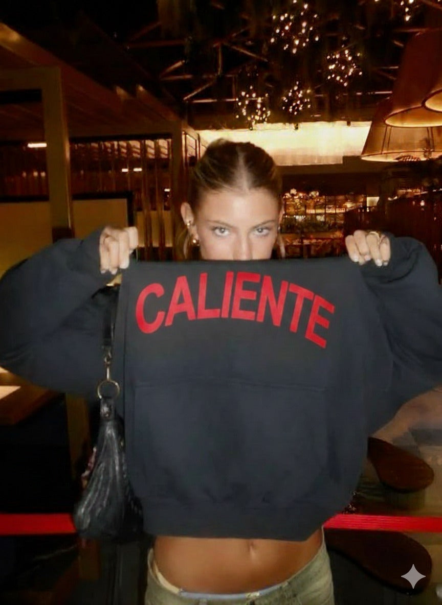 Felpa nera con cappuccio CALIENTE